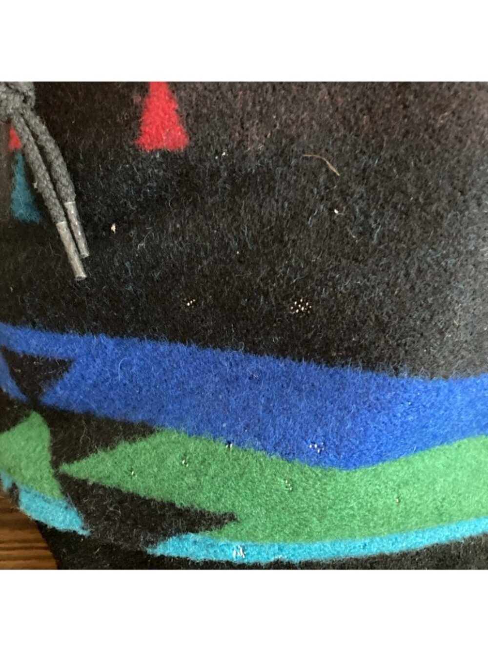 PENDLETON Aztec Print Wool Drawstring Duffle Slingpack - Picture 11 of 16